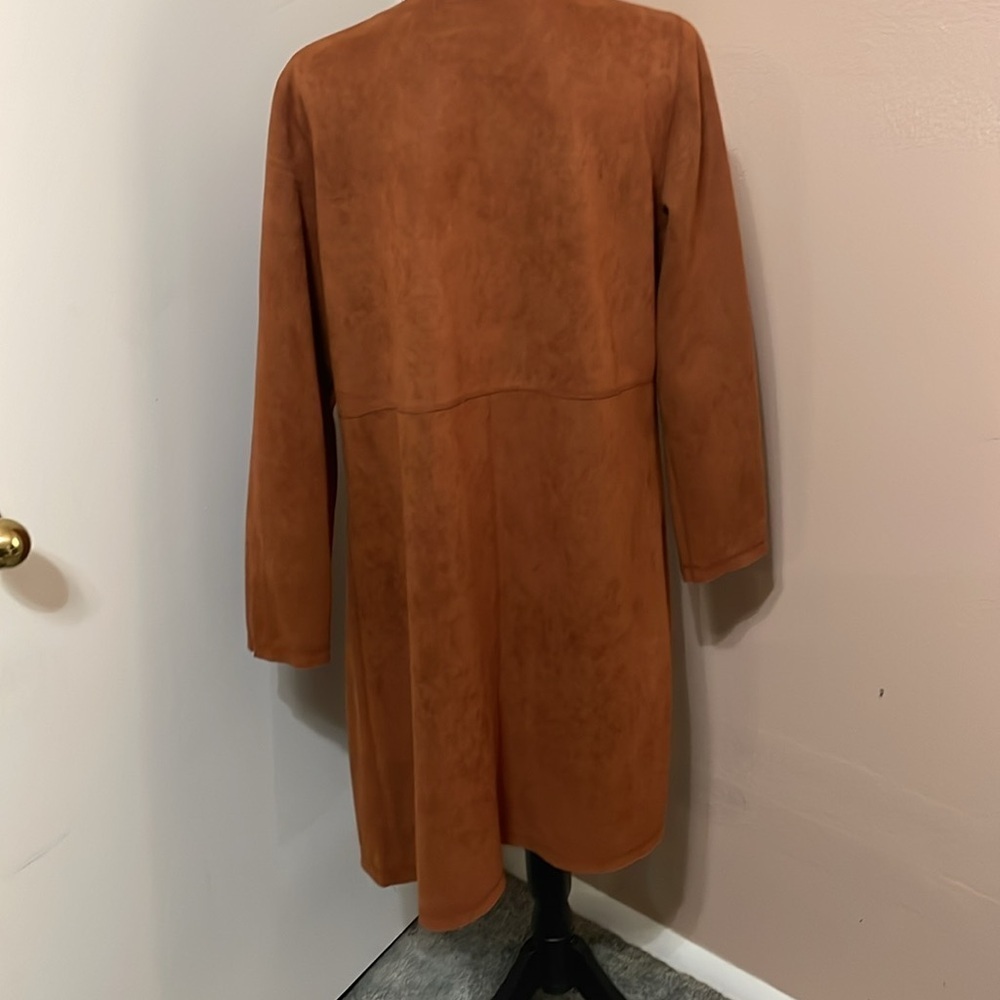 Solitaire Tan Trench type jacket Minimalist Design - Picture 4 of 9